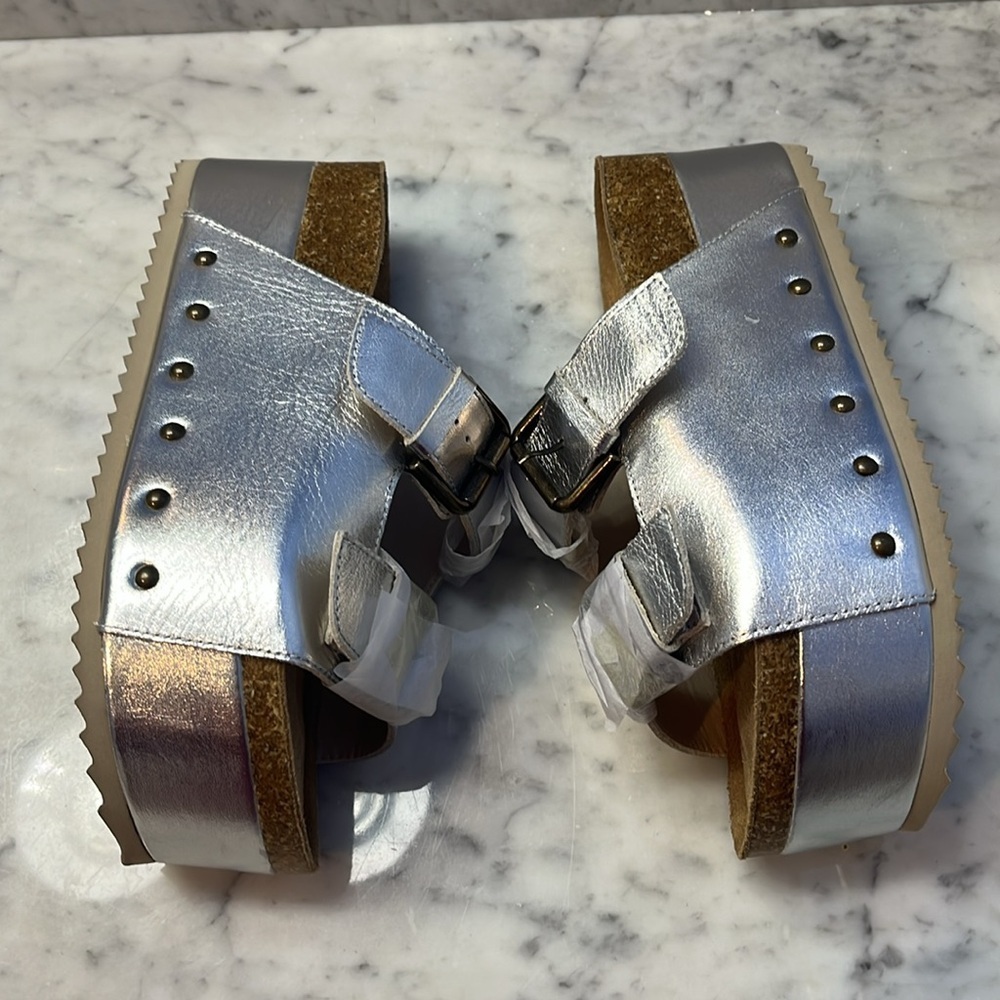 Free People x Intentionally Blank Rule Breaker Platform Sandals Silver Sz 8 NIB - Picture 13 of 17